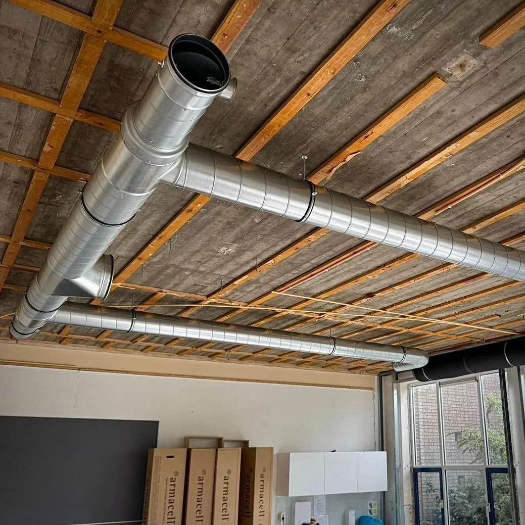 Verenigingsgebouw onder de kapconstructie: foto 2 van de uitgevoerde werkzaamheden